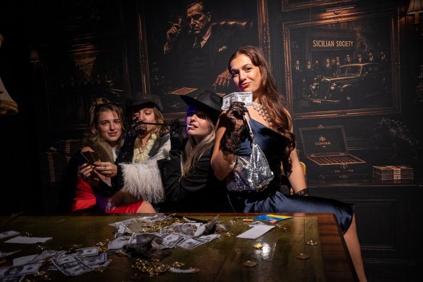 maffia feest fotografie LR/HO9A3338_ElineCreations.jpg